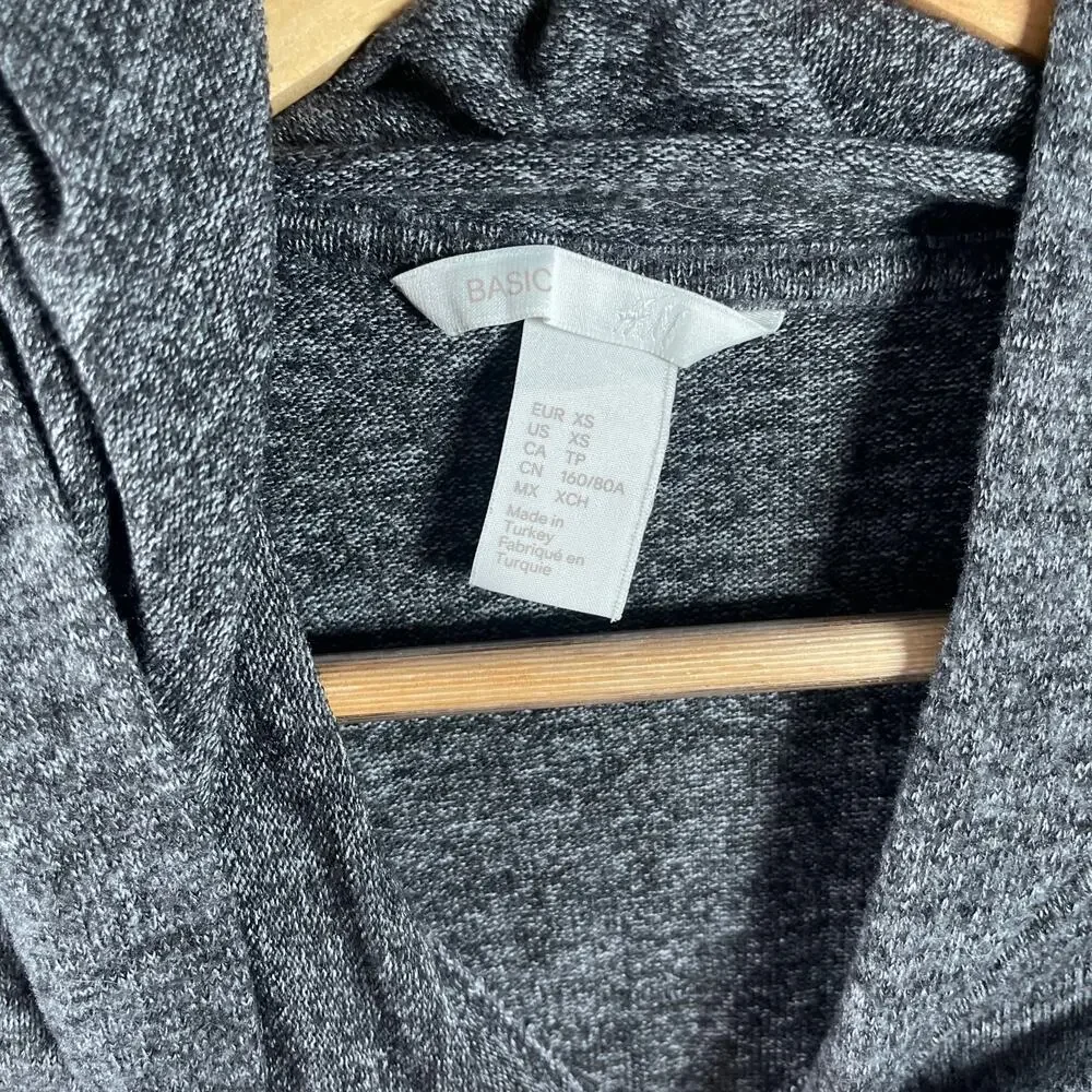 H&M Basic, Very sofy and comfy, Gray Hoodie, Soft Women’s Size XS